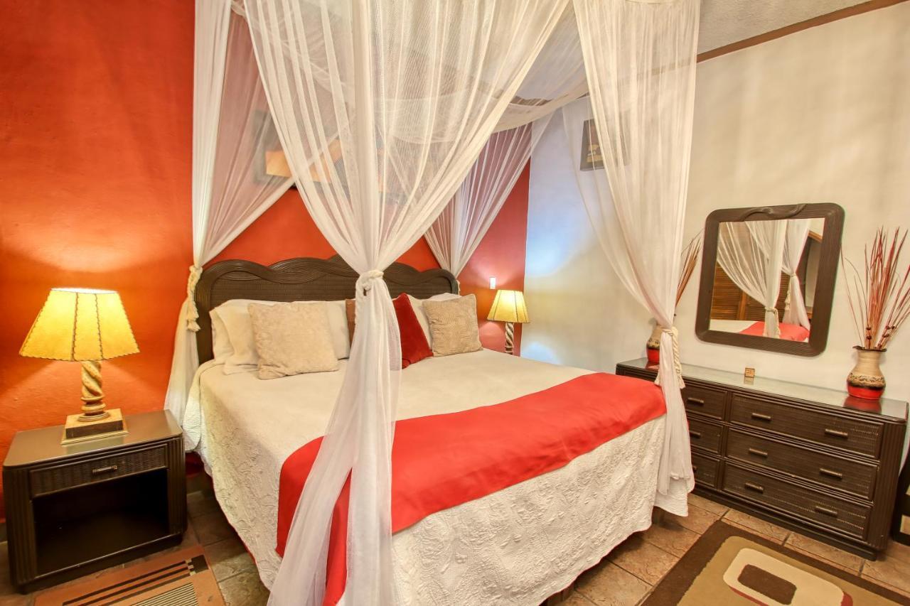 La Mexicana Hotel Boutique Hotel 3*